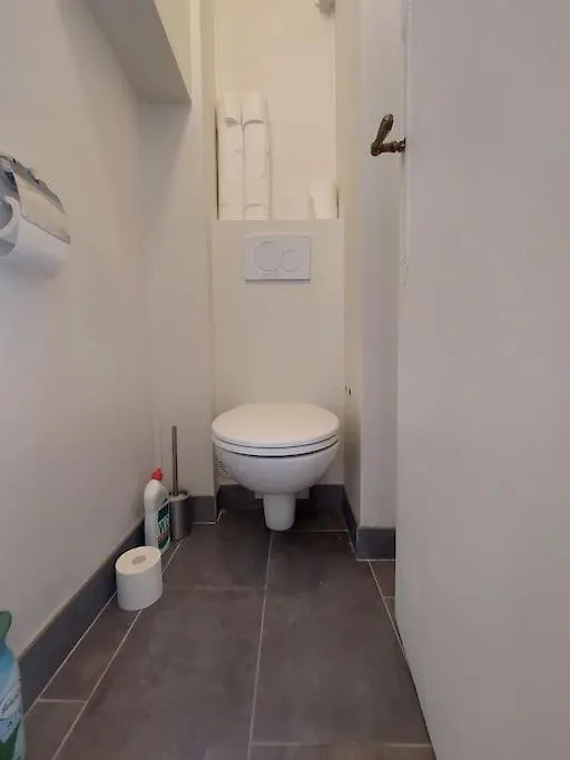 Апартаменты Flat With Tour Eiffel View And Montmartre Париж