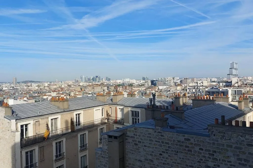 Апартаменты Flat With Tour Eiffel View And Montmartre Париж