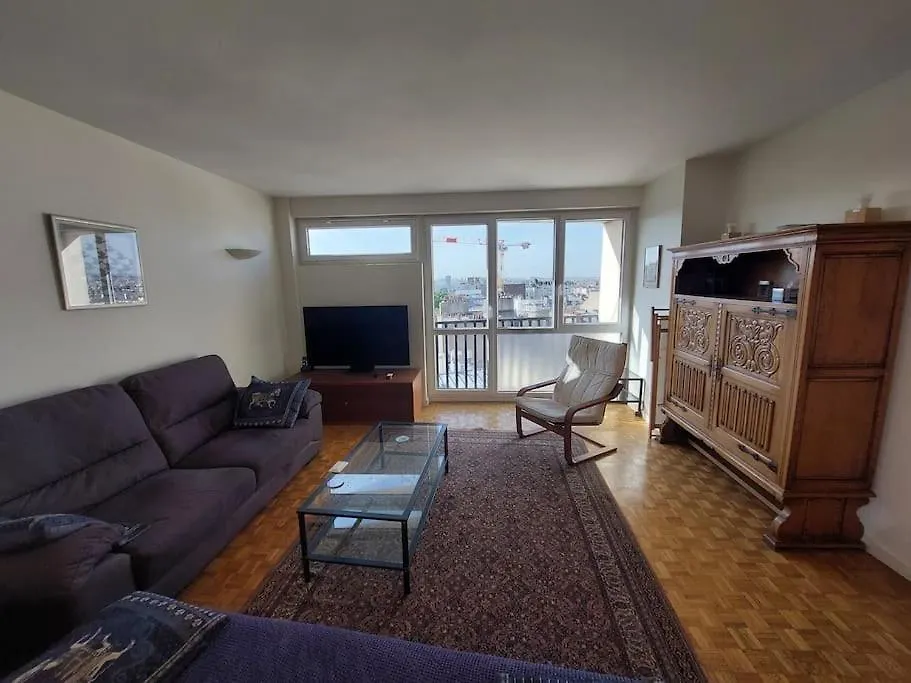 Апартаменты Flat With Tour Eiffel View And Montmartre Париж